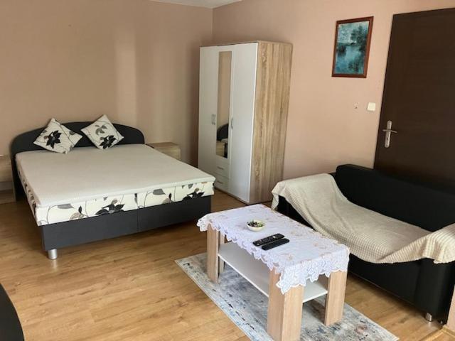 Apartmanovy Dom Slavia Apartman Bajmóc Kültér fotó