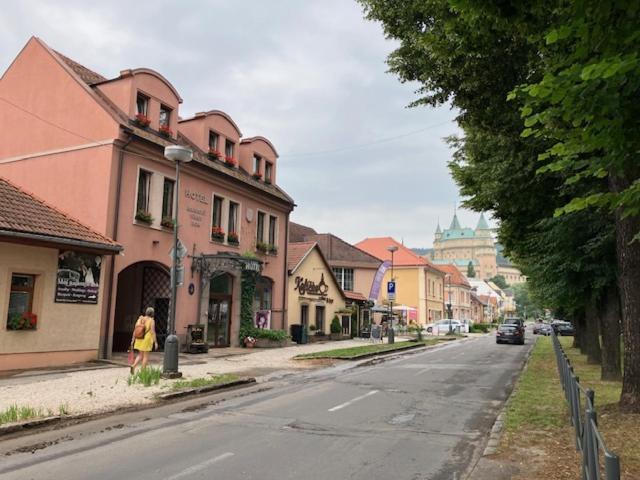 Apartmanovy Dom Slavia Apartman Bajmóc Kültér fotó